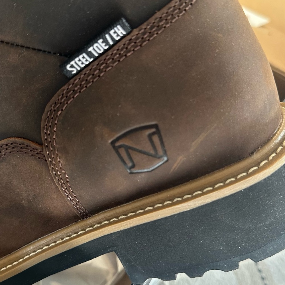 Nautilus Men's Dark Brown Steel Toe Boots - Picture 4 of 7